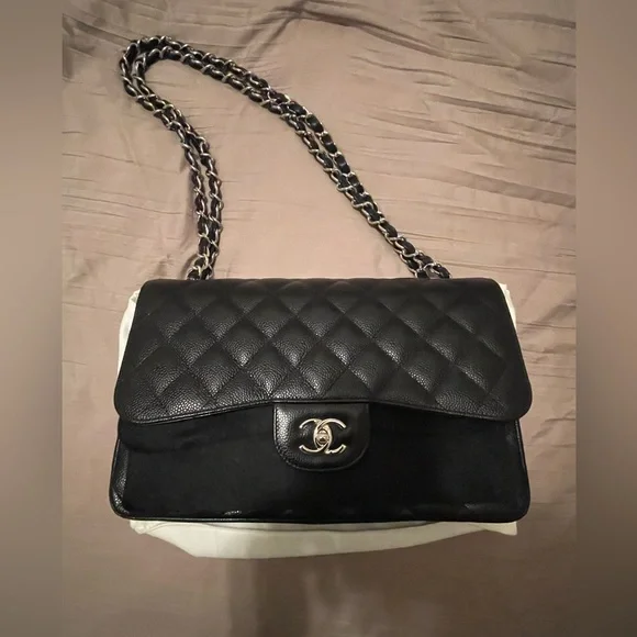 Chanel Jumbo/Large Double Flap Bag - Picture 2 of 12